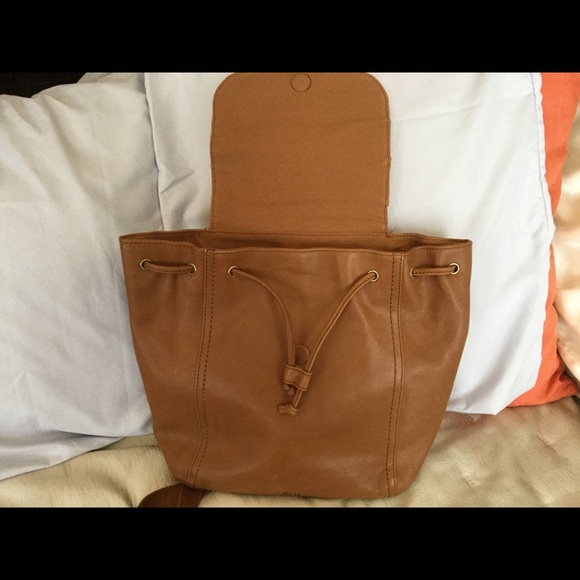 The Sak Avalon leather Convertible brown backpack - Picture 5 of 9